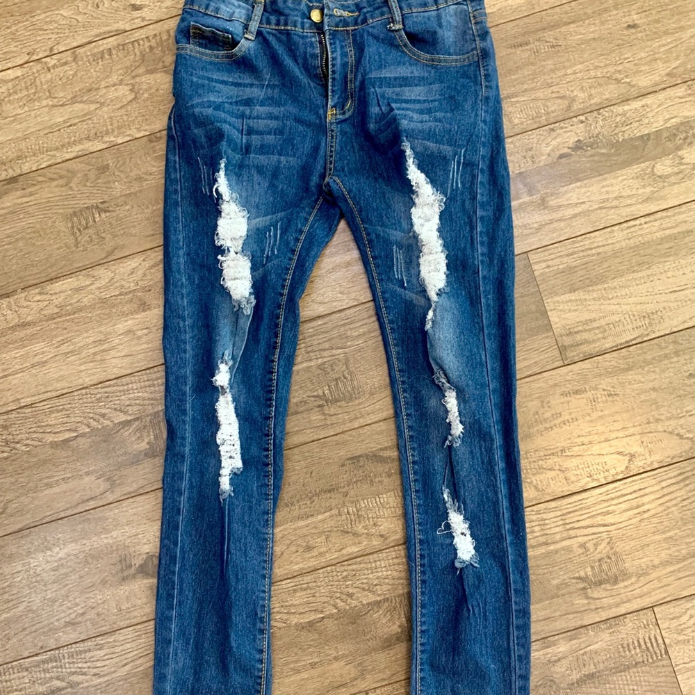 Cheap Ripped Jeans For A Low Price
